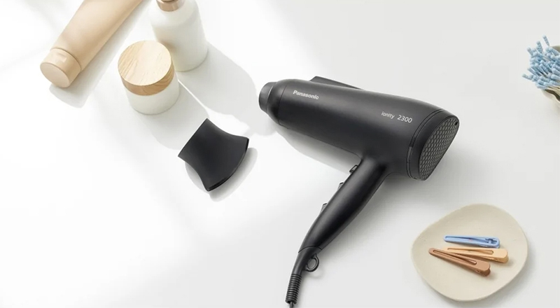 Máy Sấy Tóc Panasonic EH-NE85-K645 - Thái Lan có thiết kế nhỏ gọn 