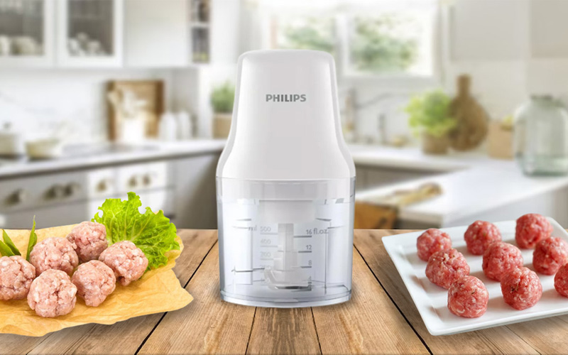 Máy xay thịt Philips HR1393 450W sở hữu thiết kế nhỏ gọn