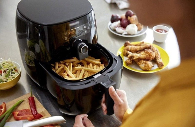 Thương hiệu cũng là yếu tố được quan tâm khi mua nồi chiên không dầu 