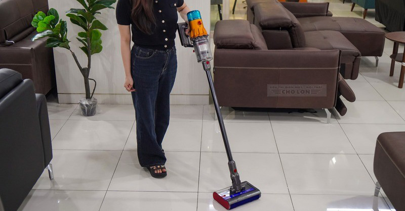 Dyson V12s Detect Slim Submarine Complete tiết kiệm thời gian dọn dẹp