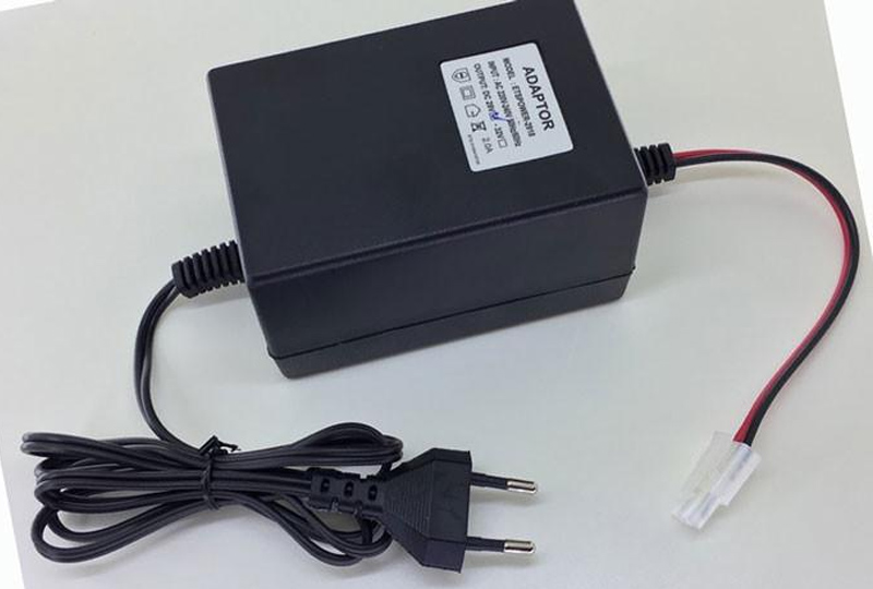 Adaptor cấp nguồn cho bơm tăng áp