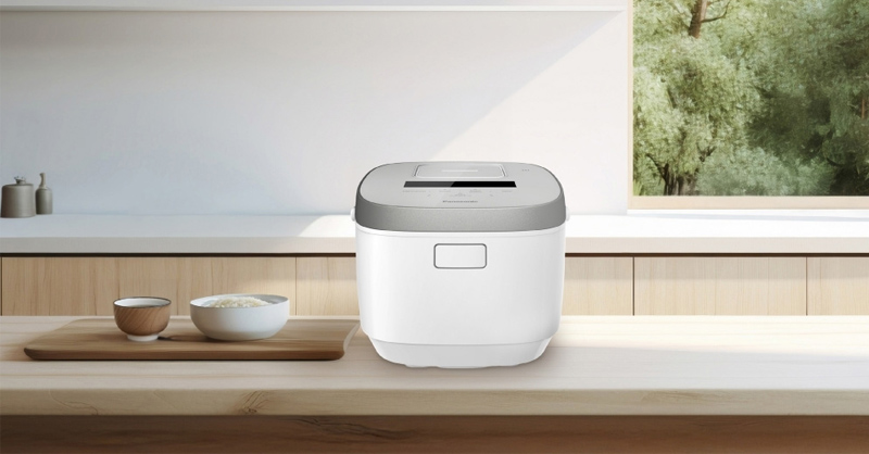 Nồi Cơm Cao Tần Panasonic SR-HFL153WRA 1.5 Lít