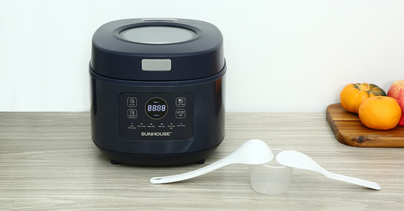 Nồi Cơm Điện Tử Sunhouse SHD8802 1 Lít