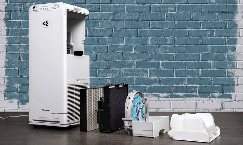 Phân loại các bộ phận trước khi vệ sinh để xử lý đúng cách