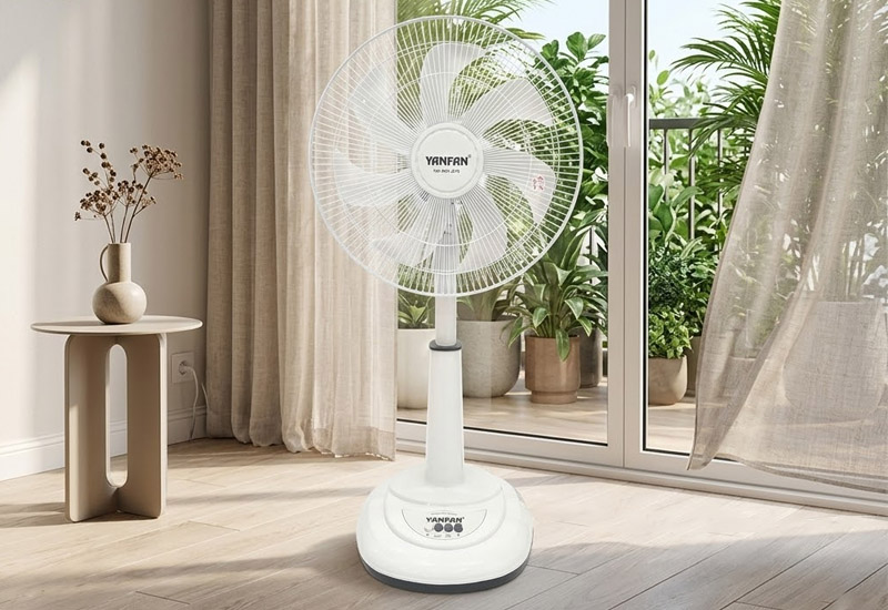 Quạt lửng Yanfan L828