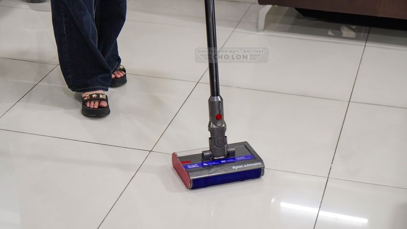 Dyson V12s Detect Slim Submarine Complete gây ấn tượng với thiết kế sang trọng