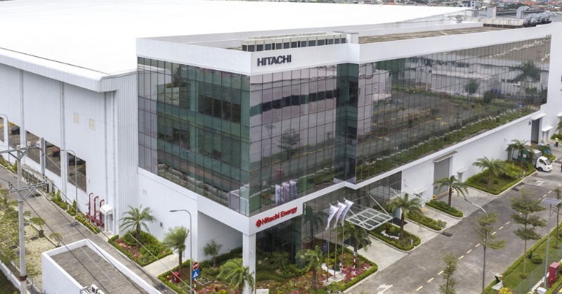 Hitachi là tập đoàn công nghệ Nhật Bản nổi tiếng với độ bền vượt trội