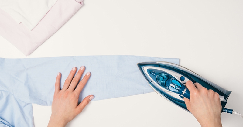 Máy giặt Hitachi giảm nếp nhăn nhờ lồng xoay nhẹ sau giặt