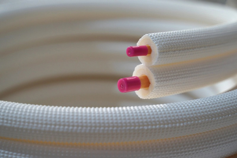 Ống đồng luồn xốp bảo ôn điều hòa giúp giảm thất thoát nhiệt và bảo vệ ống