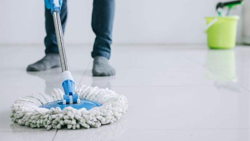 Cây lau nhà đa năng làm sạch sàn hiệu quả mà không tốn nhiều công sức