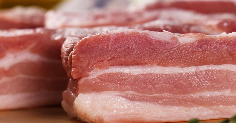 Bí quyết mua thịt ba rọi ngon khi gói bánh tét 