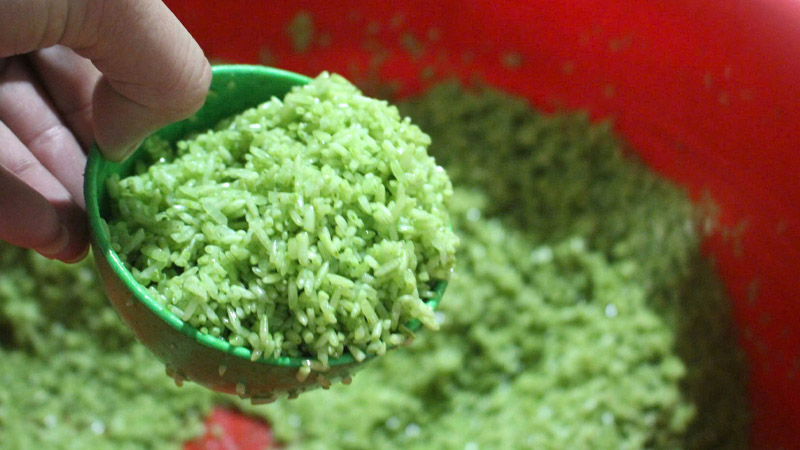 Ngâm nếp lá dứa