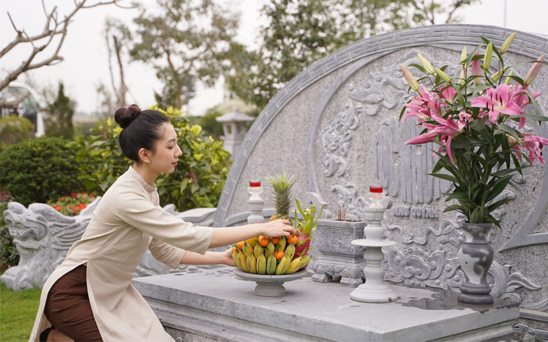 Tảo mộ là nét đẹp trong văn hóa tâm linh của người Việt