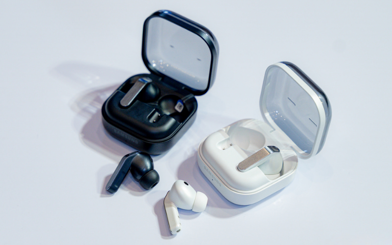 Hộp sạc Galaxy Buds 4 Pro