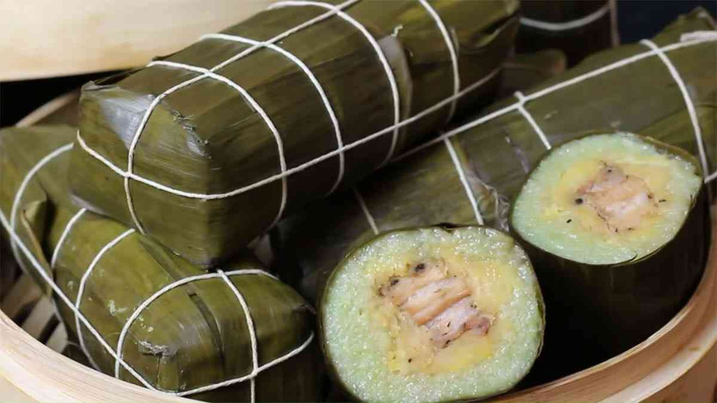 Bánh tét miền Trung