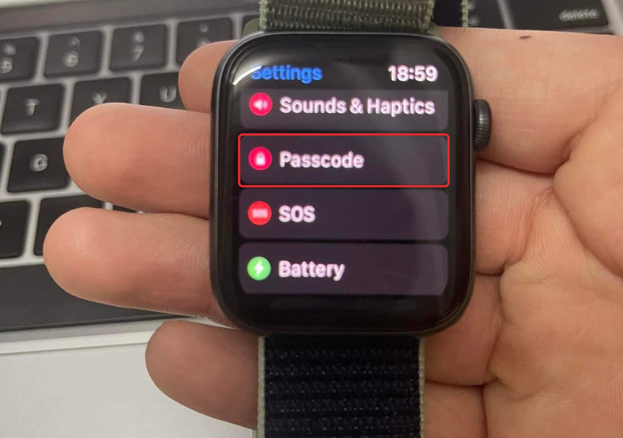 Mở khoá iPhone bằng Apple Watch