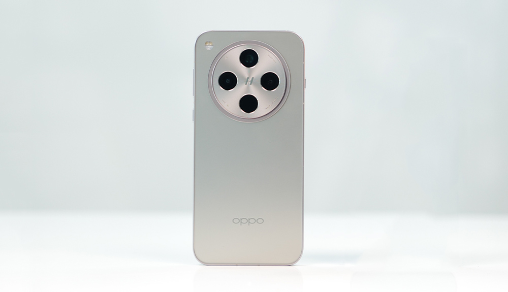 OPPO Find X8 sở hữu module camera tròn ấn tượng ở mặt lưng