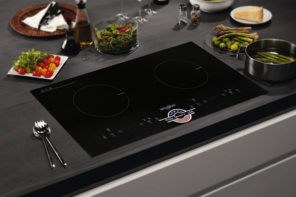 Bếp hồng ngoại đôi Whirlpool ACT752/BLV sở hữu thiết kế lắp âm hiện đại
