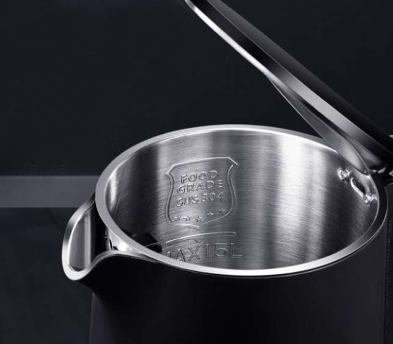 Ấm siêu tốc Toshiba là sử dụng chất liệu cao cấp