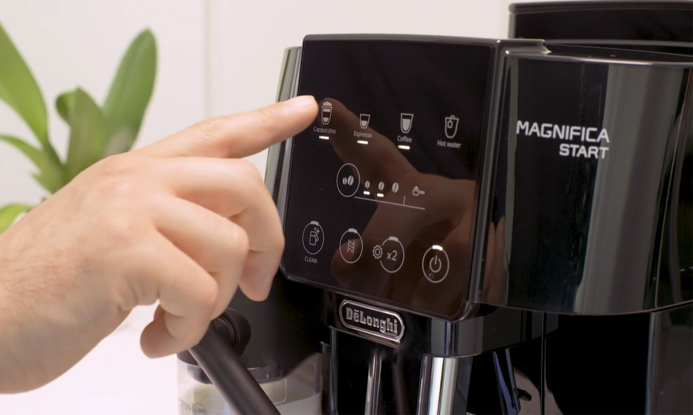 Bảng điều khiển cảm ứng trực quan với biểu tượng đen trắng rõ nét 