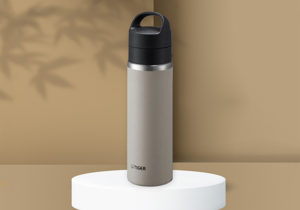 Bình Giữ Nhiệt Lưỡng Tính Tiger MKB-T048-WK được chế tác từ inox 304