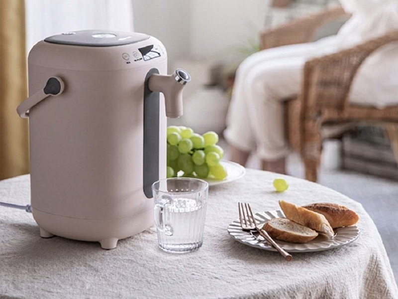 Bình thủy điện còn gọi là phích điện hoặc bình đun nước siêu tốc giữ nhiệt