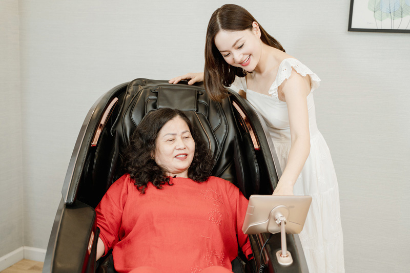 Ghế massage phù hợp với người cao tuổi và trung niên