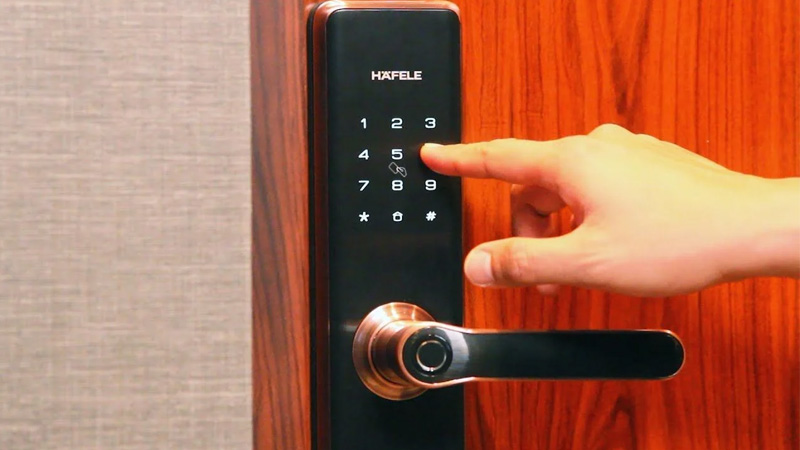 Khóa cửa điện tử Hafele được người dùng yêu thích