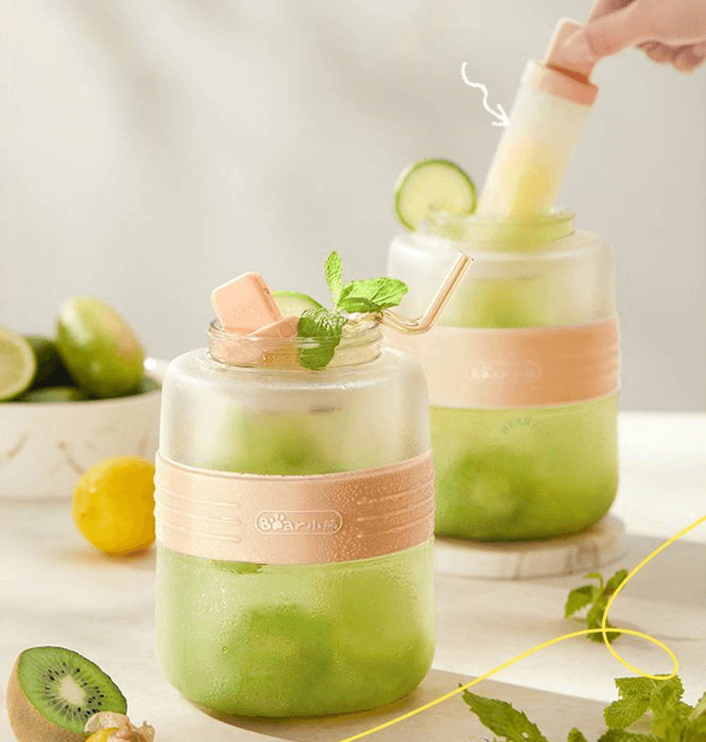 Máy Xay Sinh Tố Bear LLJ-P10X5 trang bị khuôn làm đá tiện dụng