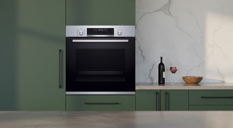 Lò nướng âm tủ sở hữu thiết kế lắp đặt chìm vào hệ tủ bếp