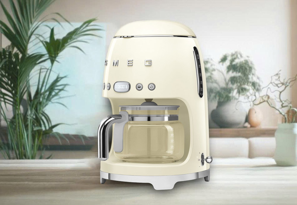 Bình thủy tinh dung tích lớn của Máy Pha Cà Phê DCF02CREU
