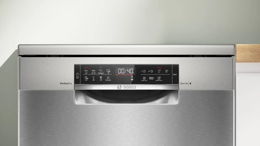 Bảng điều khiển cảm ứng dễ dàng điều chỉnh chương trình rửa 