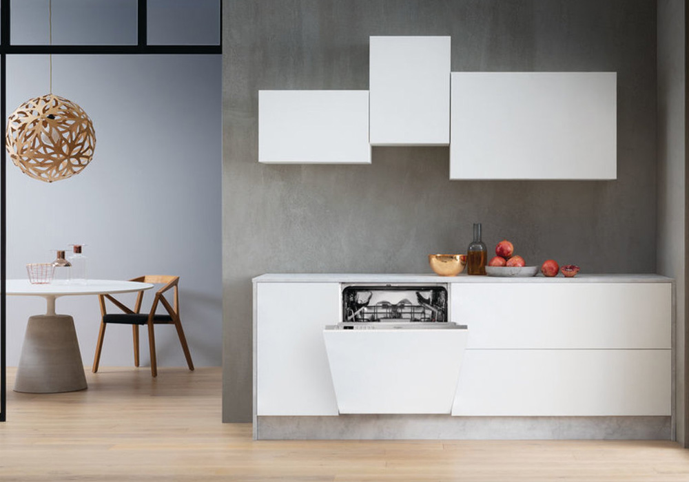 Máy Rửa Chén Âm Tủ Whirlpool WIO 3T133P