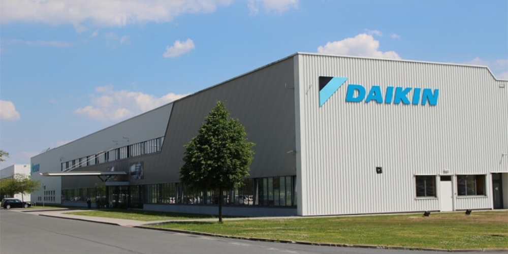 Máy Lạnh Daikin FCNQ26MV1 / RNQ26MV19 - Thương hiệu Nhật Bản uy tín và chất lượng
