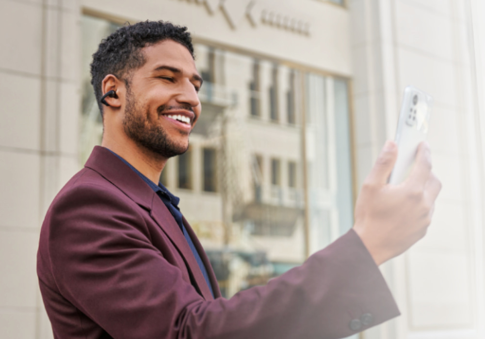 Tai nghe Shokz OpenDots ONE đàm thoại rõ ràng