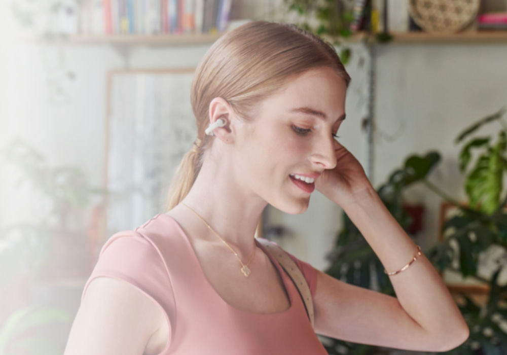 Shokz OpenDots ONE điều khiển cảm ứng đa năng