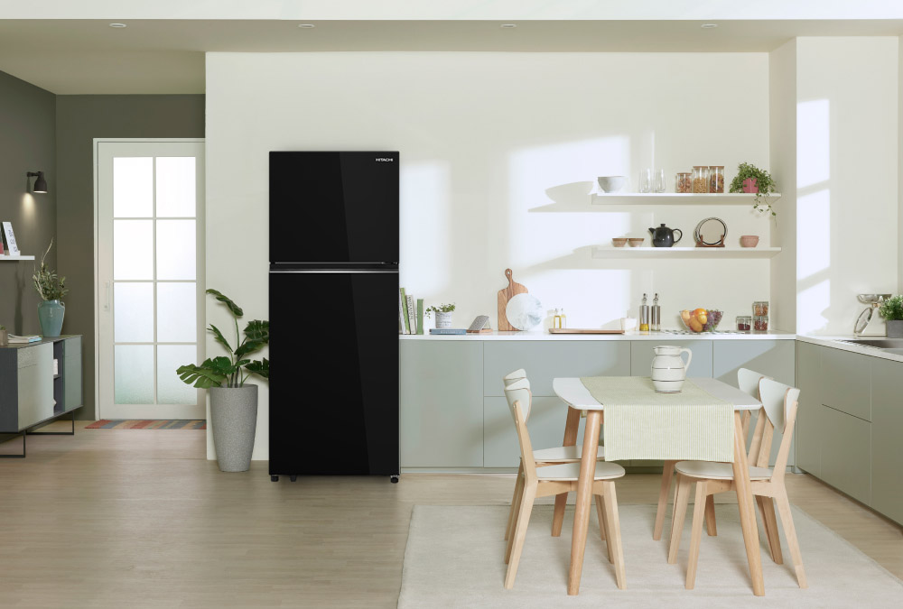 Thiết kế hiện đại của Tủ Lạnh Hitachi Inverter HRTN6408SGBKVN