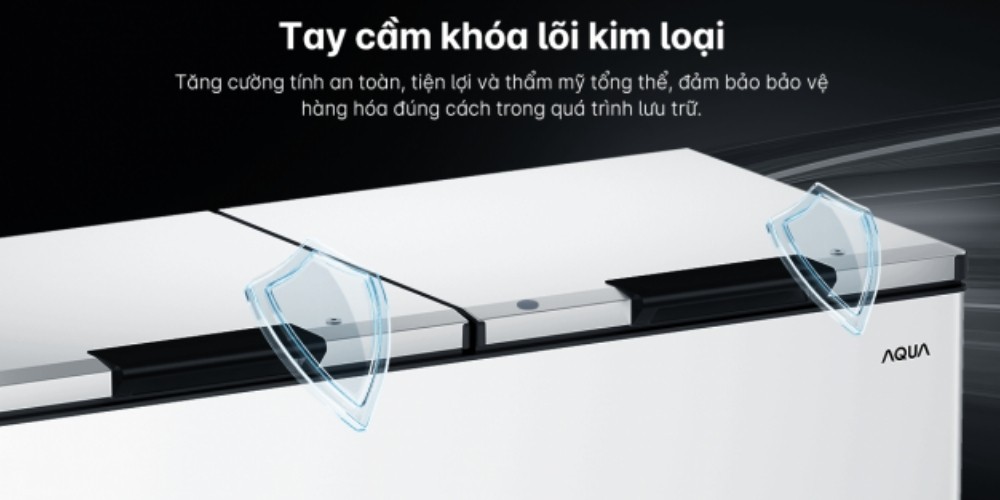 Tủ Đông 512 Lít AQF-C6901EN trang bị tay cầm khóa lõi kim loại