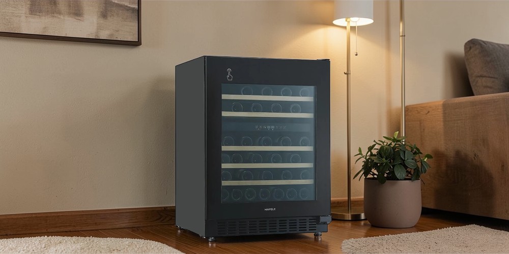 Tủ Ướp Rượu HW-C129FB sức chứa 46 chai, phù hợp cho gia đình và sưu tầm