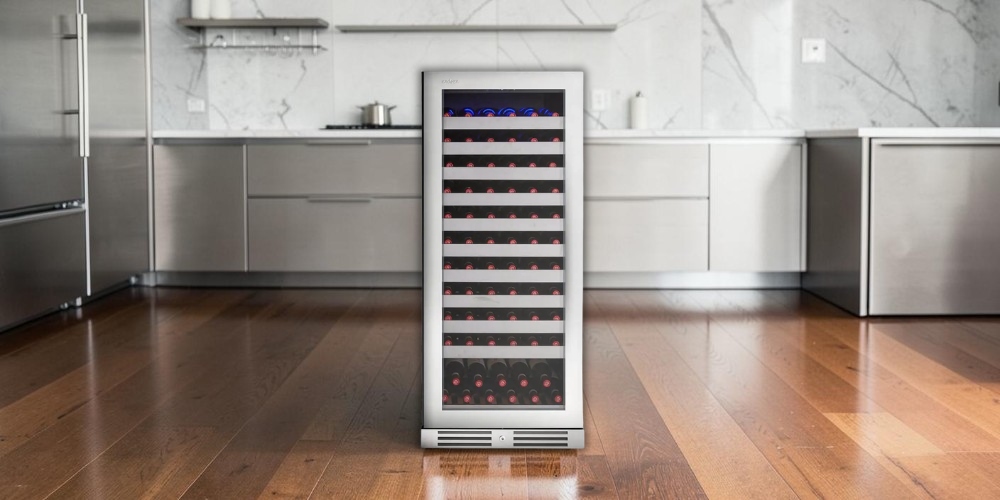 Tủ Ướp Rượu KN110WR một vùng nhiệt độ linh hoạt từ 5 đến 18 độ C