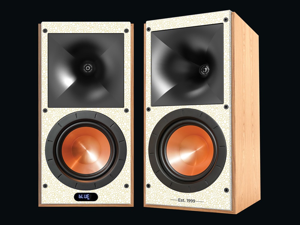 Hệ thống loa phẩm chất Hi-Fi stereo tạo âm thanh chân thực