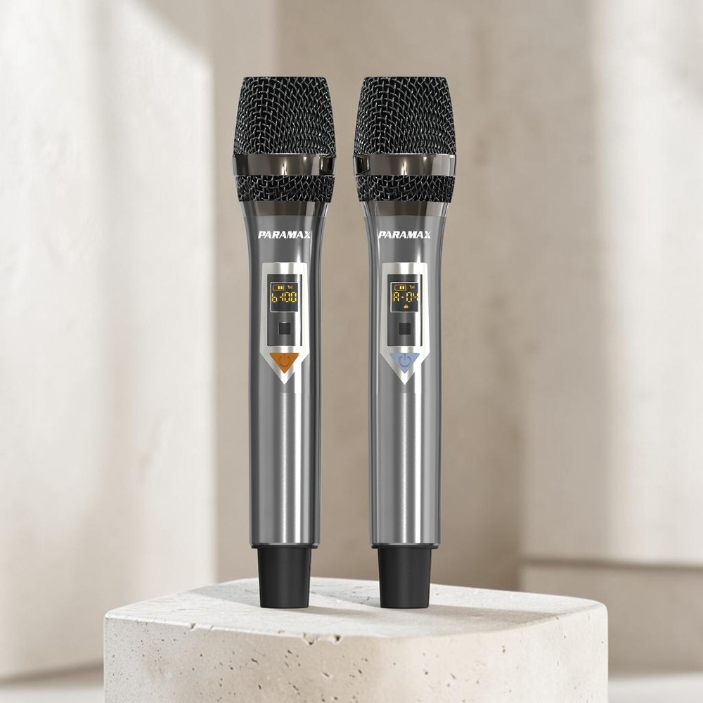 Đi kèm micro UHF không dây thu tiếng nhạy, thiết kế cao cấp