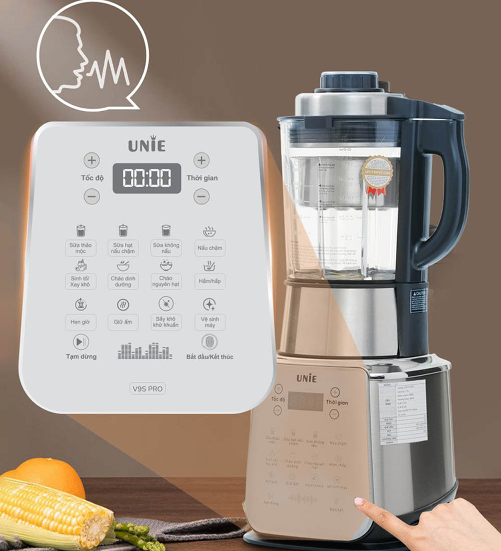 Bảng điều khiển cảm ứng tiếng Việt cùng màn hình hiển thị rõ ràng