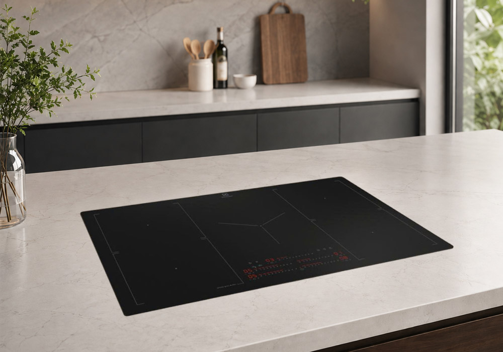 Bếp Từ Electrolux KIS87553IT cung cấp 9 mức công suất 