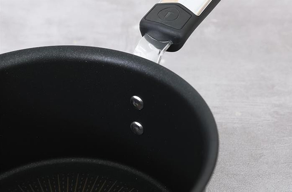 Quánh Tefal Excellence Fusion G3412802 ứng dụng công nghệ Fusion Core
