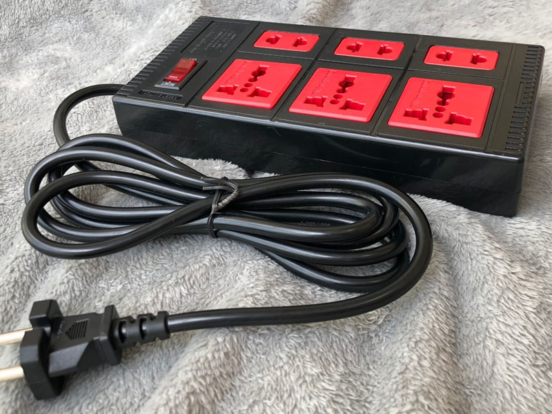 Chọn mua ổ cắm điện Điện Quang cho gia đình như thế nào