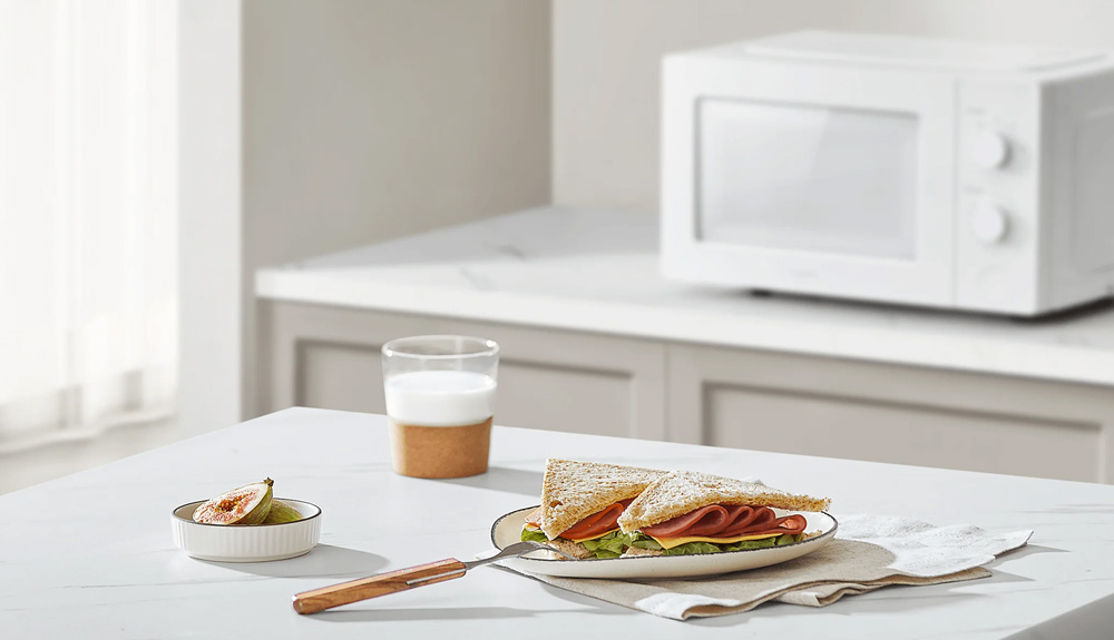 Công suất cao 700W hâm nóng sữa hoặc bánh mì nhanh chóng