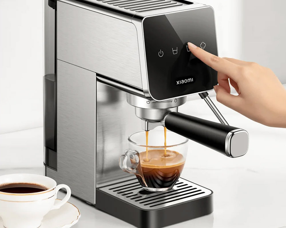 Điều khiển thông minh với màn hình cảm ứng nhạy