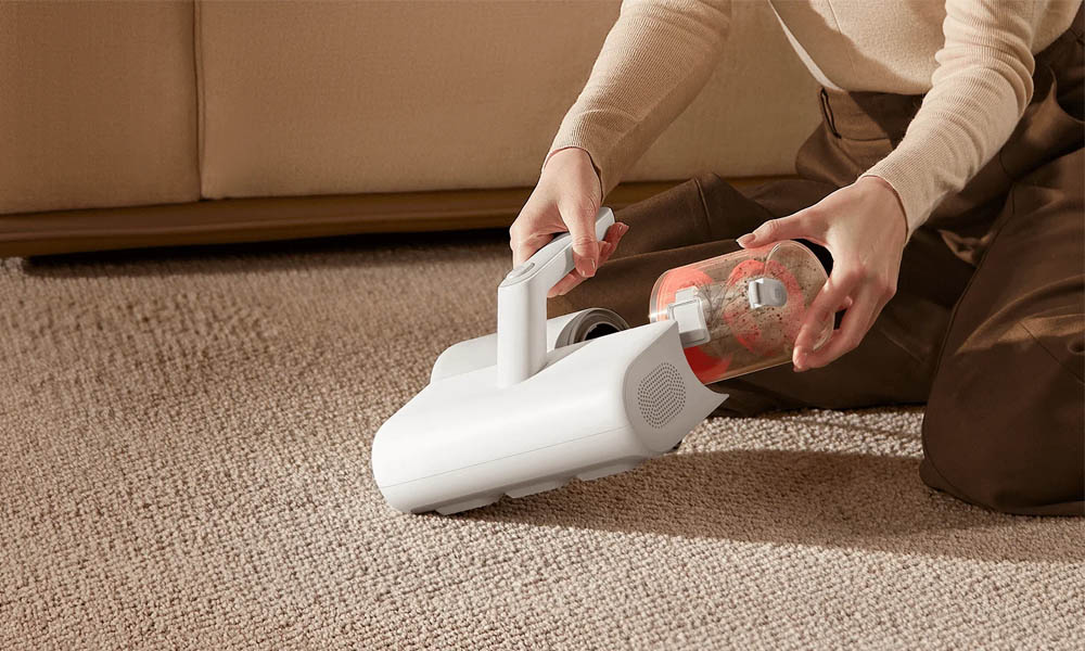 Xiaomi Dust Mite Vacuum Cleaner EU có hộp chứa bụi trong suốt