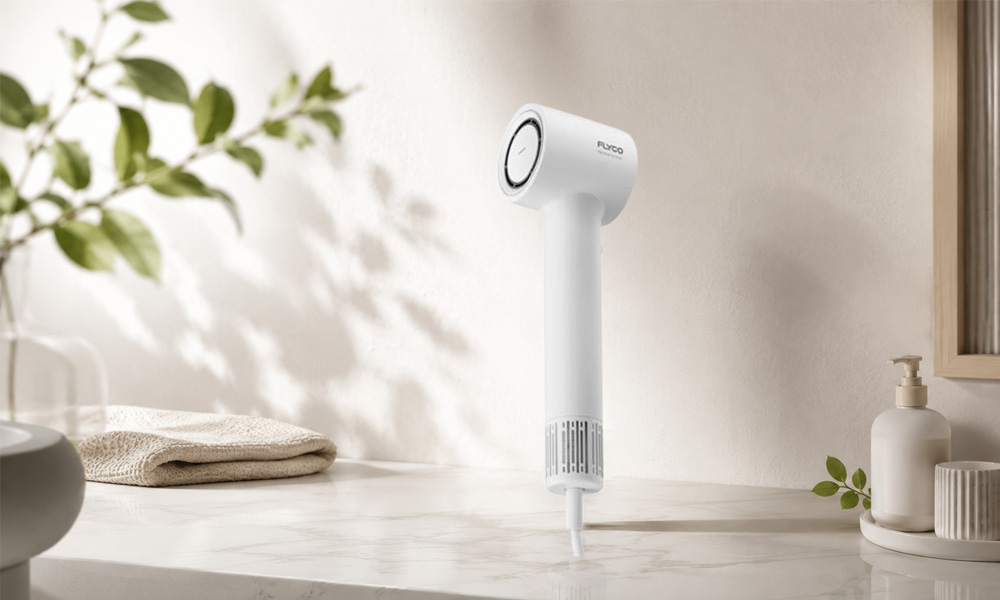Máy Sấy Tóc Tốc Độ Cao Flyco FH6370VN Màu Trắng có thiết kế thanh lịch